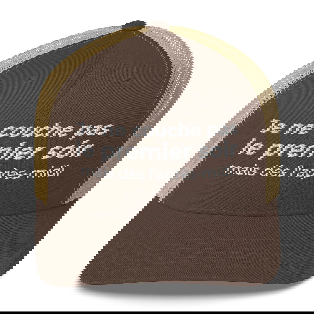 Casquette brodée Je ne couche pas le premier soir mais dès l'après-midi Marron Kaki - Sedurro