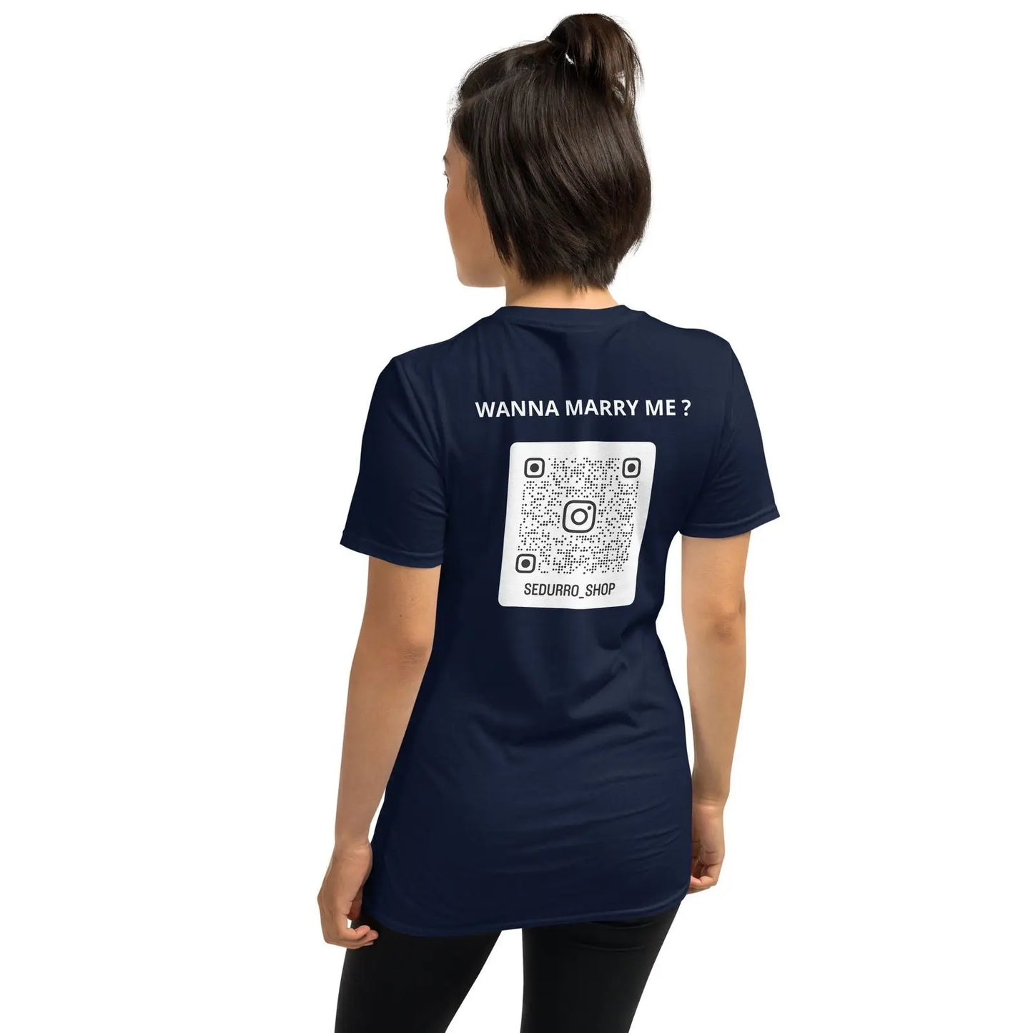 T-shirt unisexe personnalisable QR code Instagram dos - Wanna marry me - foncé - Sedurro