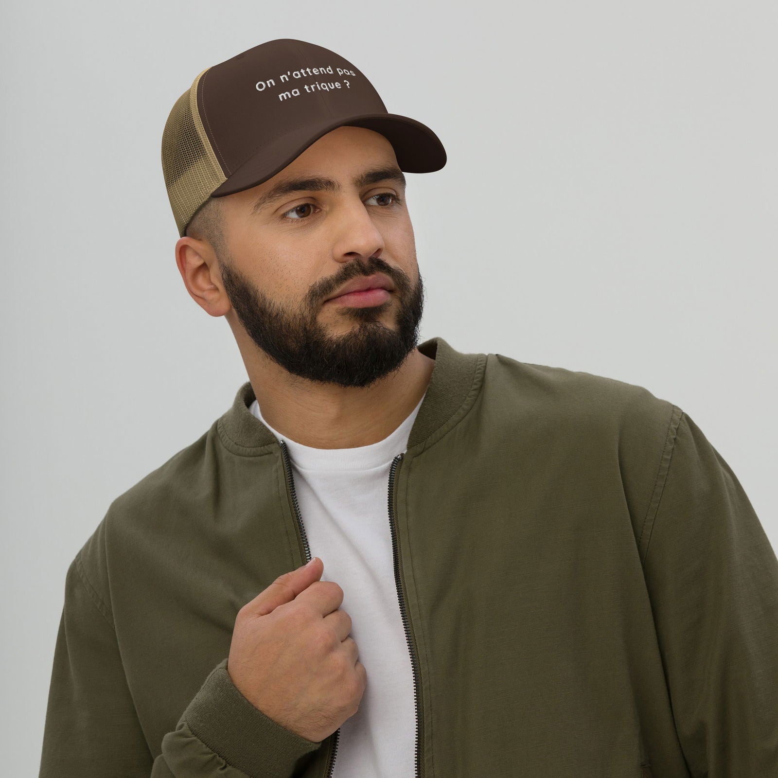 Casquette brodée On n'attend pas ma trique - Sedurro