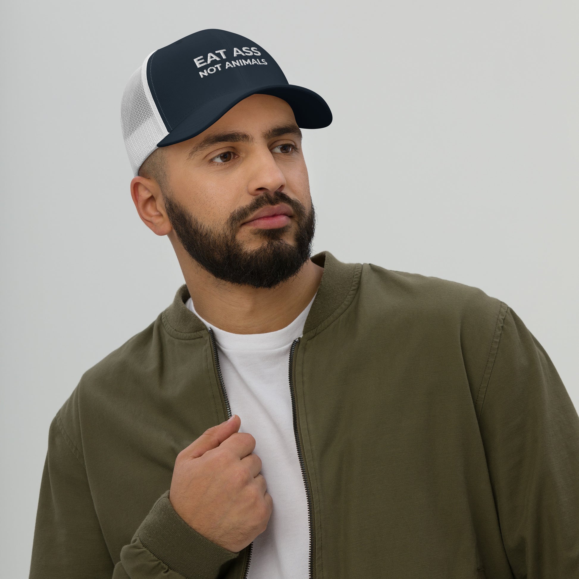 Casquette brodée Eat ass not animals - Sedurro